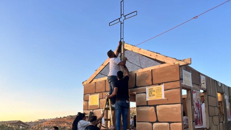 A igreja construída no vilarejo palestino de El-Makhrur 