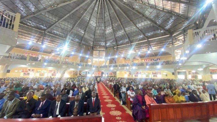 Messe de dédicace de la Co-cathédrale Miséricorde divine de Buéa