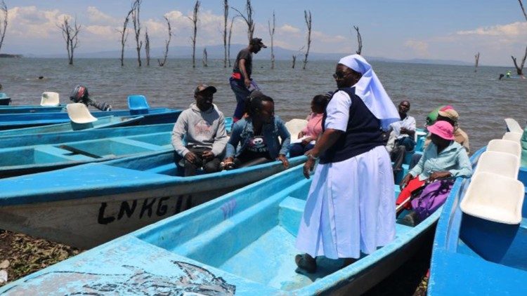 Sr. Mumbua providing pastoral care at Karagita Beach, Naivasha