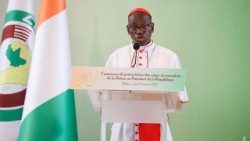 Le cardinal Ignace Dogbo Bessi lors de la présentation de vœux du Forum des confessions religieuses au Président Alassane Ouattara