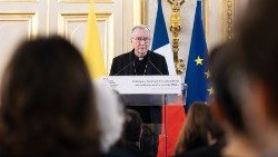 Le cardinal Pietro Parolin au Quai d'Orsay le 16 janvier 2025.