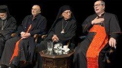 Le cardinal Claudio Gugerotti, préfet du dicastère pour les Églises orientales, en Syrie. 