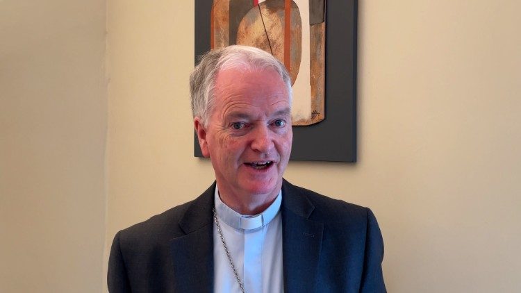 Mgr Paul Tighe, secrétaire du dicastère pour la Culture et l'Éducation. 