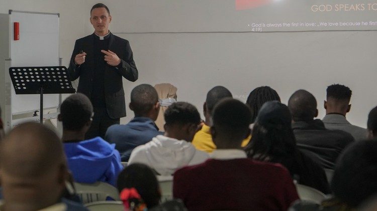 Kňaz Peter Olas na Cypre