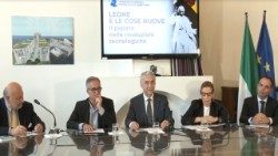 Simpósio "Leão e as coisas novas. O papado nas revoluções tecnológicas" (Vatican Media)