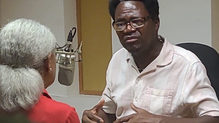 José Lingna Nafafé - Historiador, em entrevista na Rádio Vaticano