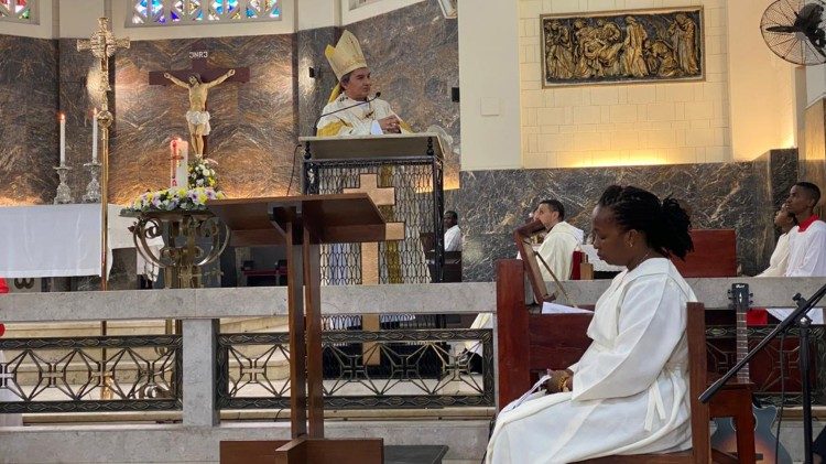 Arcebispo de Maputo, Dom João Carlos Hatoa Nunes, na Missa dos 30 anos do Caminho Neocatecumenal em Moçambique