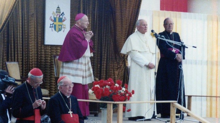 Wizyta Jana Pawła II w Zakładzie Karnym w Płocku, 7 czerwca 1991 r.