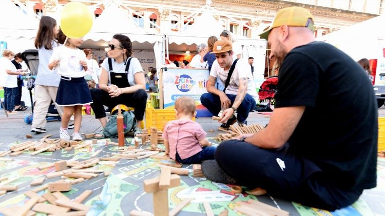 Attività per bambini al Festival Francescano, foto di Alberto Berti