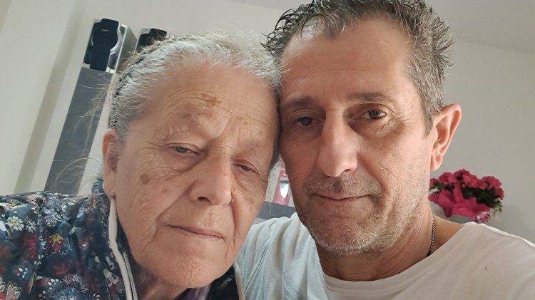 Germano con la sua mamma: "Mi ha sempre dato la forza per ricominciare"