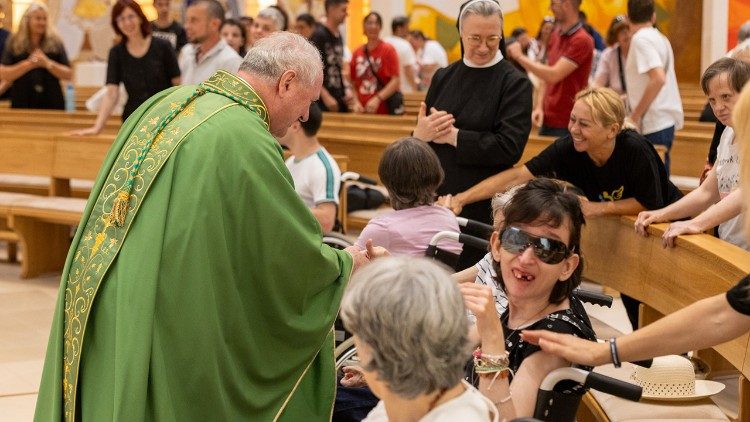 Susret osoba s invaliditetom i djece s teškoćama u razvoju s područja Splitsko-makarske nadbiskupije