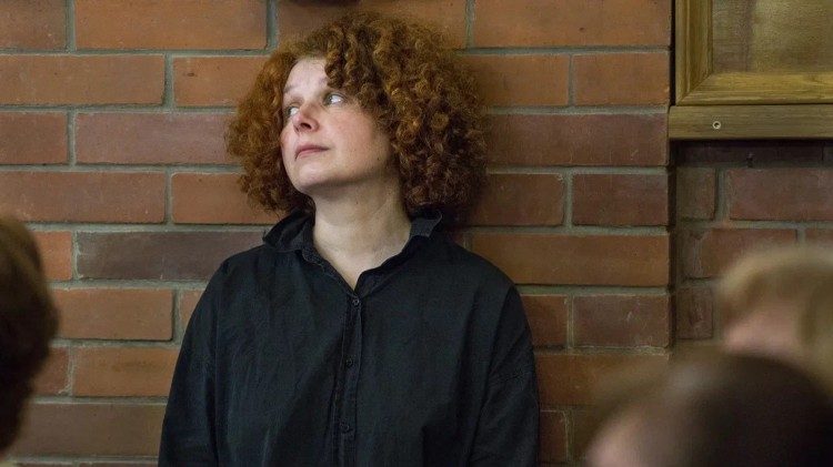 Евгения Шадрина-Шестакова в кафедральном соборе Новосибирска 1 июня 2025 г. (@ ТВ Кана - Владимир Дубровский)