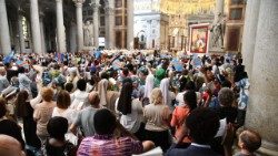 Il momento della proclamazione del nuovo beato Floribert Bwana Chui, nella Basilica di San Paolo Fuori le Mura
