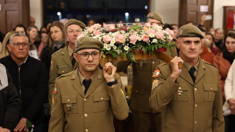 Relíquias de Santa Teresinha em Joaçaba (SC)