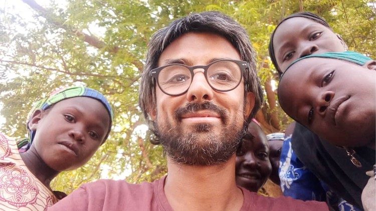 Le père Nur El Din Nassar, prêtre italien fidei donum, au Tchad.