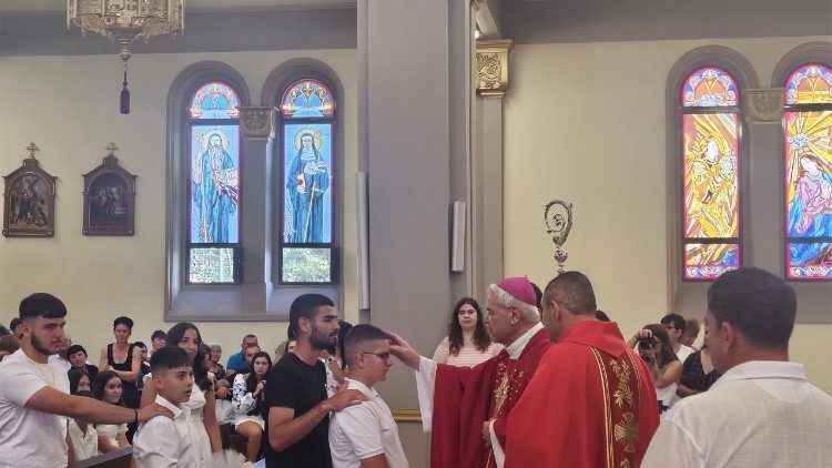 Миропомазание в Секирово