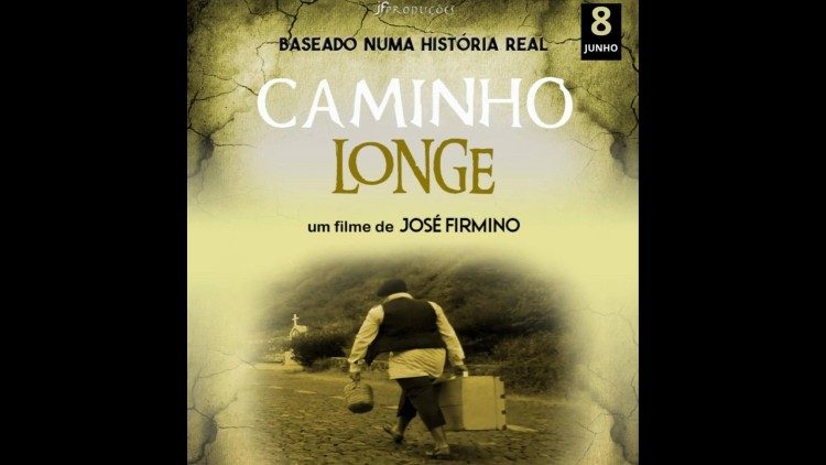 Anúncio da exibição do filme "Caminho Longe" em Roma