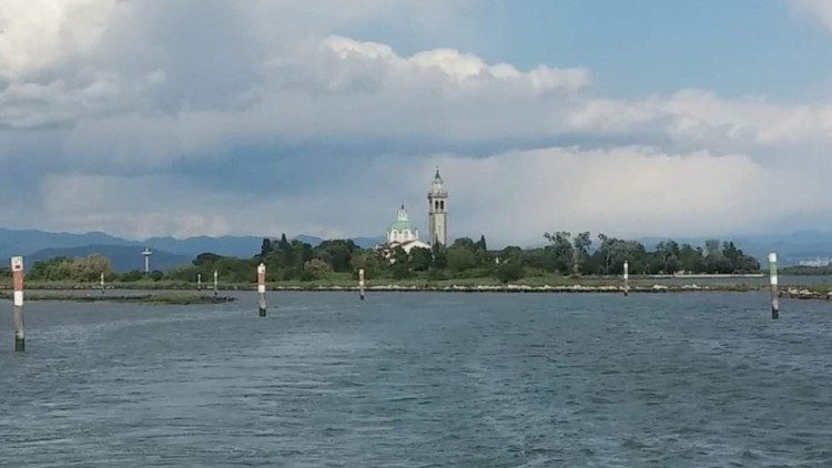 Otok Barbana gdje se čuvaju zemni ostaci Sluge Božjeg Egidija Bullesija