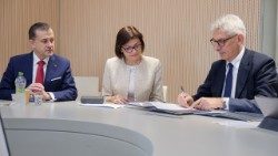 Падпісанне дамовы паміж "Bambino Gesù" і “Institutul Clinic Fundeni”