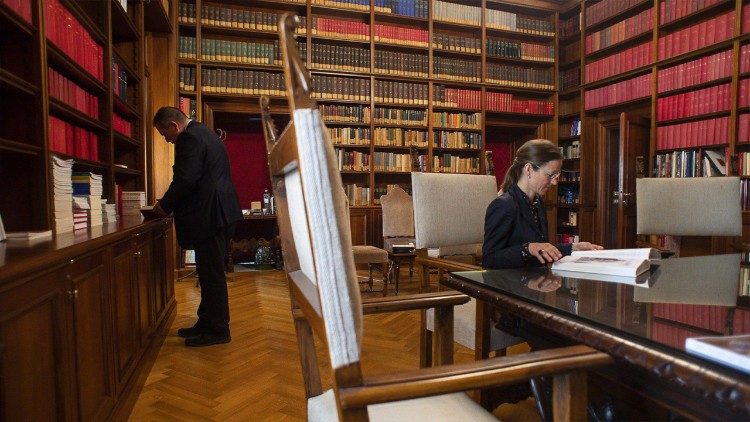 APSA employees in the library