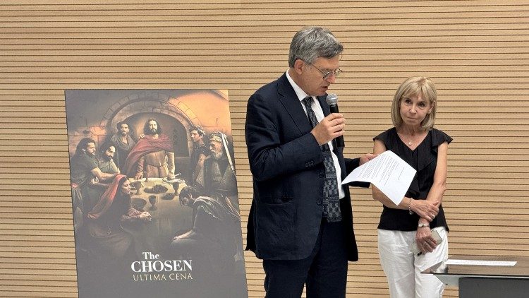 The Chosen, Dk Ruffini akizungumza wakati wa uwasilishaji wa "The chosen"