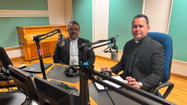 Mons. Lisandro Rivas en entrevista con el programa Nota Eclesial con el padre Johan Pacheco 