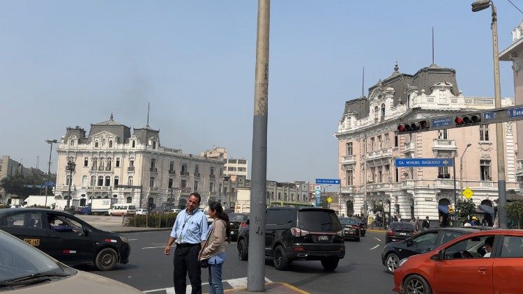 A "Plaza de Armas" na cidade de Lima, no Peru
