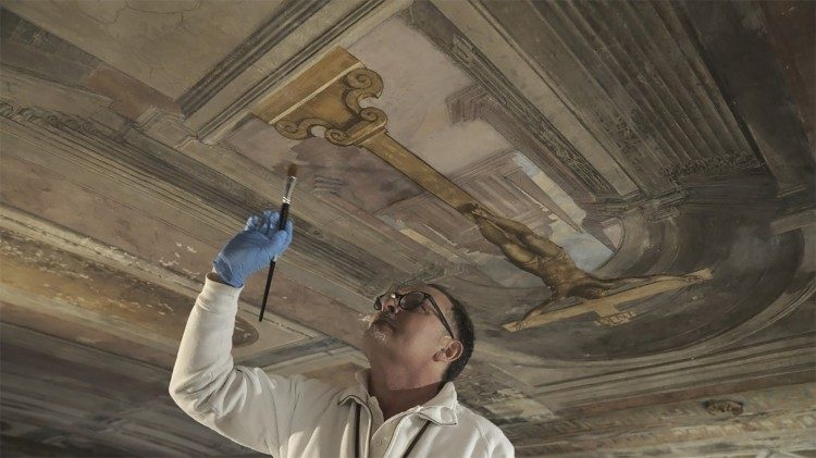 Bei der Restaurierung des Saales