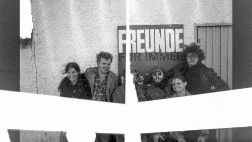 Unser Filmtipp: Go Clara Go - Überlebenskunst am Zonenrand