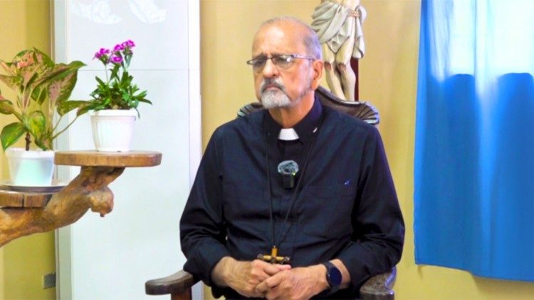 மும்பை உயர் மறைமாவட்ட முன்னாள் துணை ஆயர் Allwyn D’Silva 