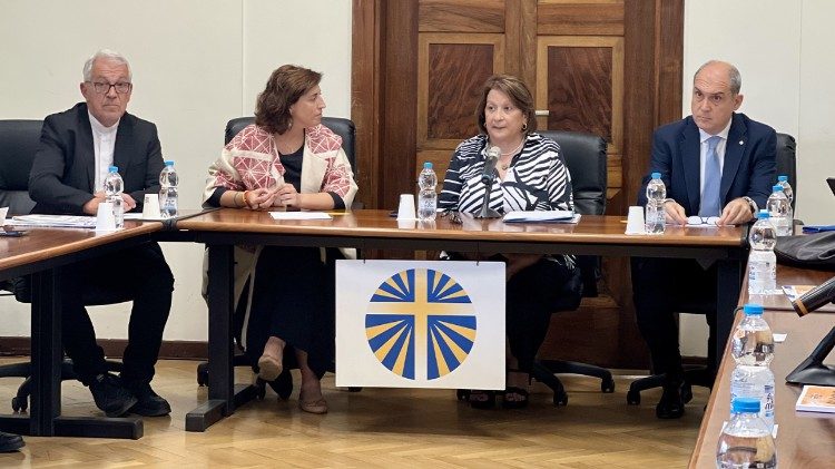 Un momento de la conferencia de prensa de la Acción Católica