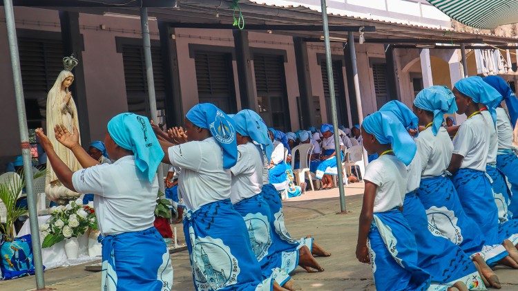 Grupo de Legionárias de Maria, na arquidiocese da Beira (Moçambique)