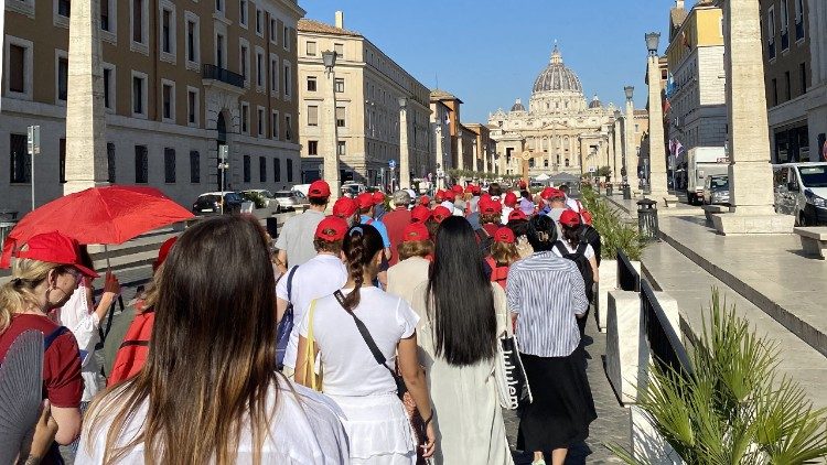 En peregrinación por Via della Conciliazione