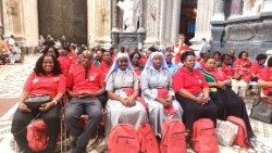 Familia ya Damu Azizi ya Yesu, inaadhimisha Jubilei ya Miaka 2025 ya Ukristo: Mahujaji wa matumaini katika Damu Azizi ya Yesu, Uhai na Wokovu wa Ulimwengu.