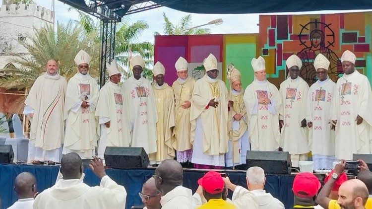 Bispos presentes na Ordenação episcopal de Dom Victor Luis Quematcha, Bispo de Bafatá