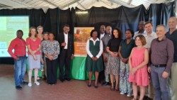 Participants in the Circo Massimo Farmers' Market. (Photo courtesy of CIDSE)