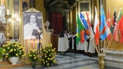 Shirika la Masista Wakarmeli Wamisionari wa Mt. Theresia wa Mtoto Yesu, linaadhimisha Jubilei ya Miaka Mia moja tangu kuanzishwa kwa Karmeli ya Kimisionari ya Mama Krochifisa na Miaka 100 ya Utakatifu wa Theresia wa Mtoto Yesu