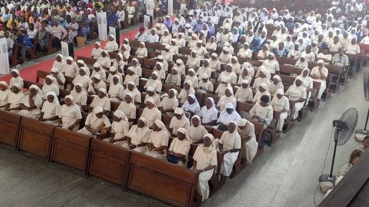 Côte d’Ivoire: Sisters of Our Lady of Peace at the Mass for their Diamond Jubilee 