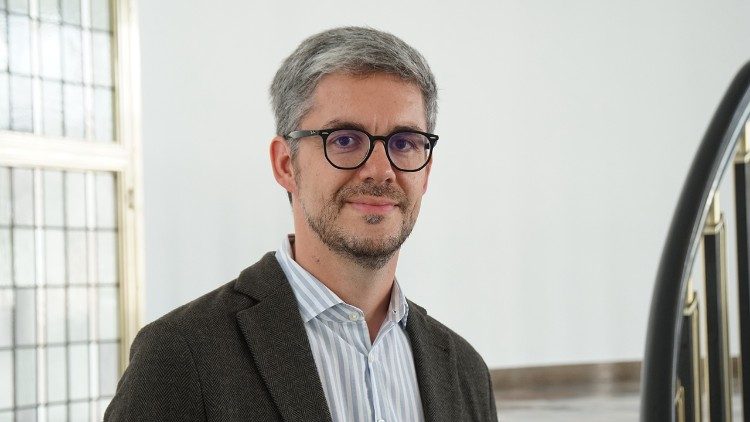  Prof. Dr. Christian Stoll, Leitender Direktor des Johann-Adam-Möhler-Instituts für Ökumenik Paderborn und Lehrstuhlinhaber für Dogmatik und Dogmengeschichte an der Theologischen Fakultät Paderborn (Foto: © Theologische Fakultät Paderborn]