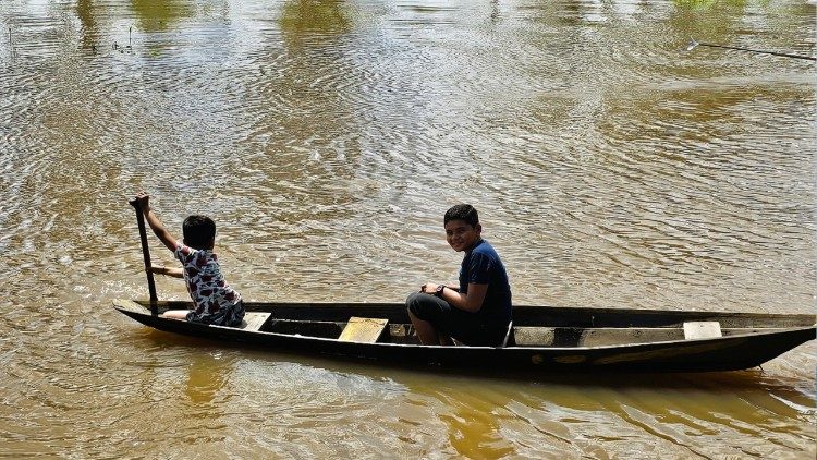 Escena de la vida en la Amazonía