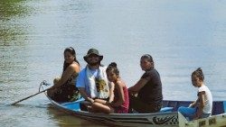 Missão nas comunidades ribeirinhas do Amazonas