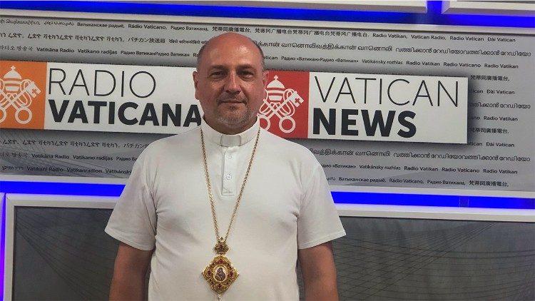 Bishop Bohdan Manyshyn at Vatican Radio headquarters