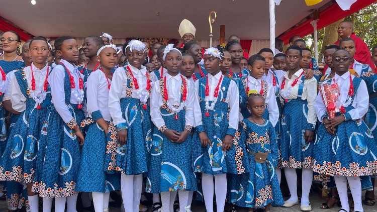 Kukuza roho ya kimisionari na kisinodi