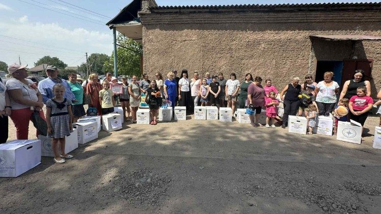 Pope Leo XIV's aid delivered to Ukrainian families