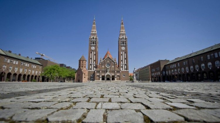 A szegedi dóm és dómtér (Fotó: Horváth Gábor)