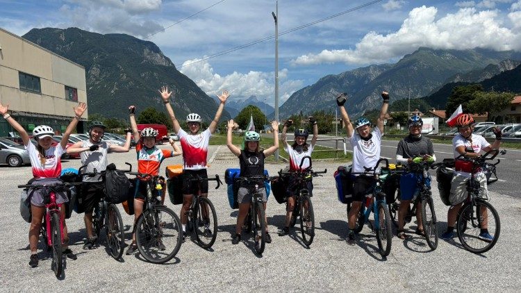 2025.07.19 Giovani in pellegrinaggio in bicicletta da Siedlce a Roma