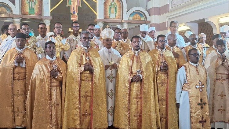 ሲመተ ክህነት ሓደስቲ ዲያቆናት ማሕበር ኣኃው ካፑቺን