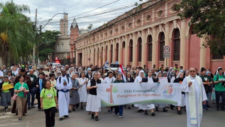 Vida consagrada en Paraguay denuncia injusticias