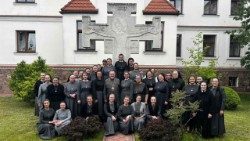 Сестри Милосердя святого Вінкентія із Митрополитом Львівським Ігорем Возьняком