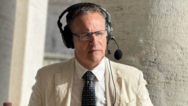 Massimiliano Menichetti, vice diretor editorial da mídia vaticana e diretor editorial da Rádio Vaticano/Vatican News